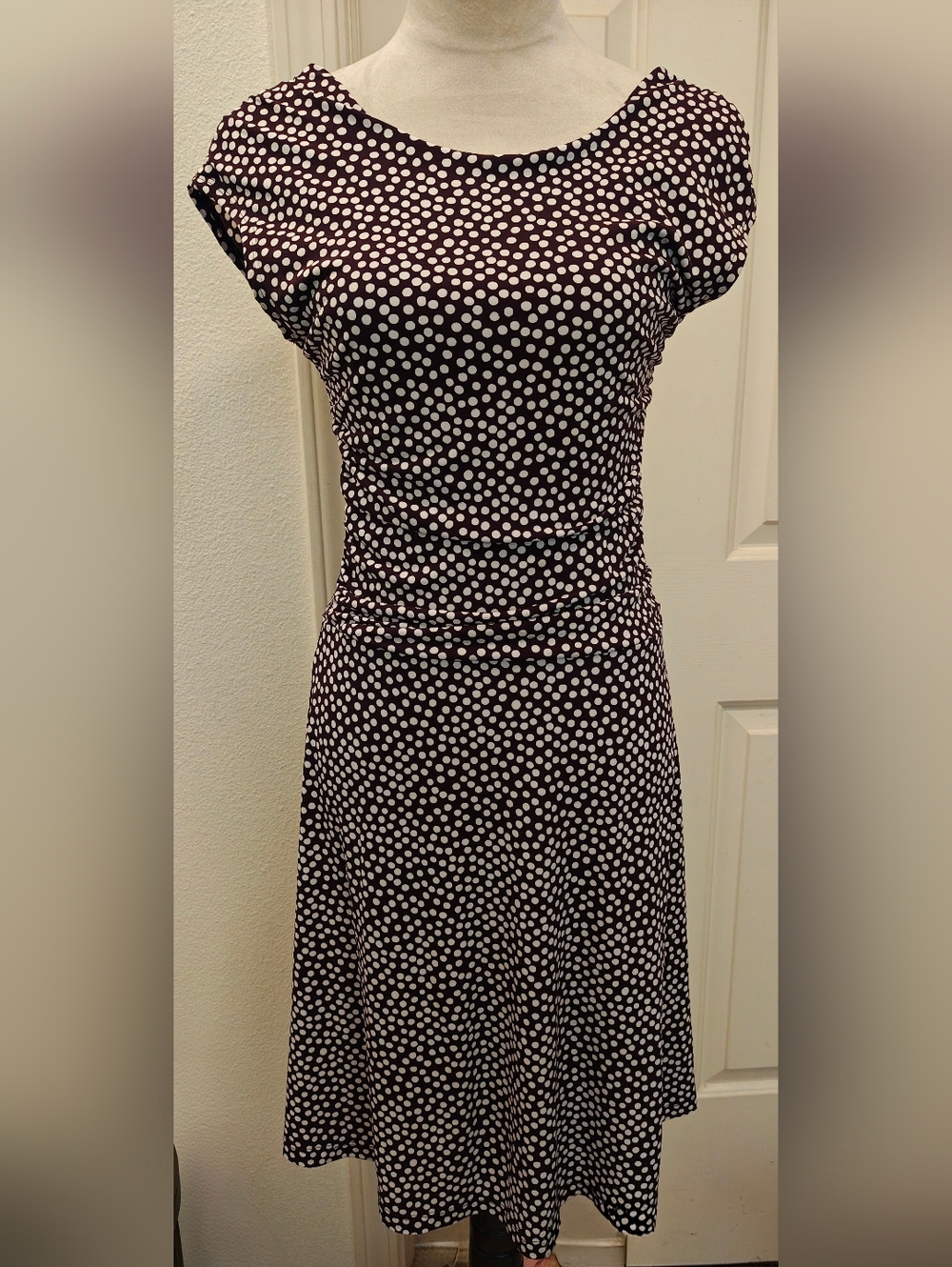 Y2K Enfocus Studio Chocolate Brown Polka Dot Dress w Ruching.